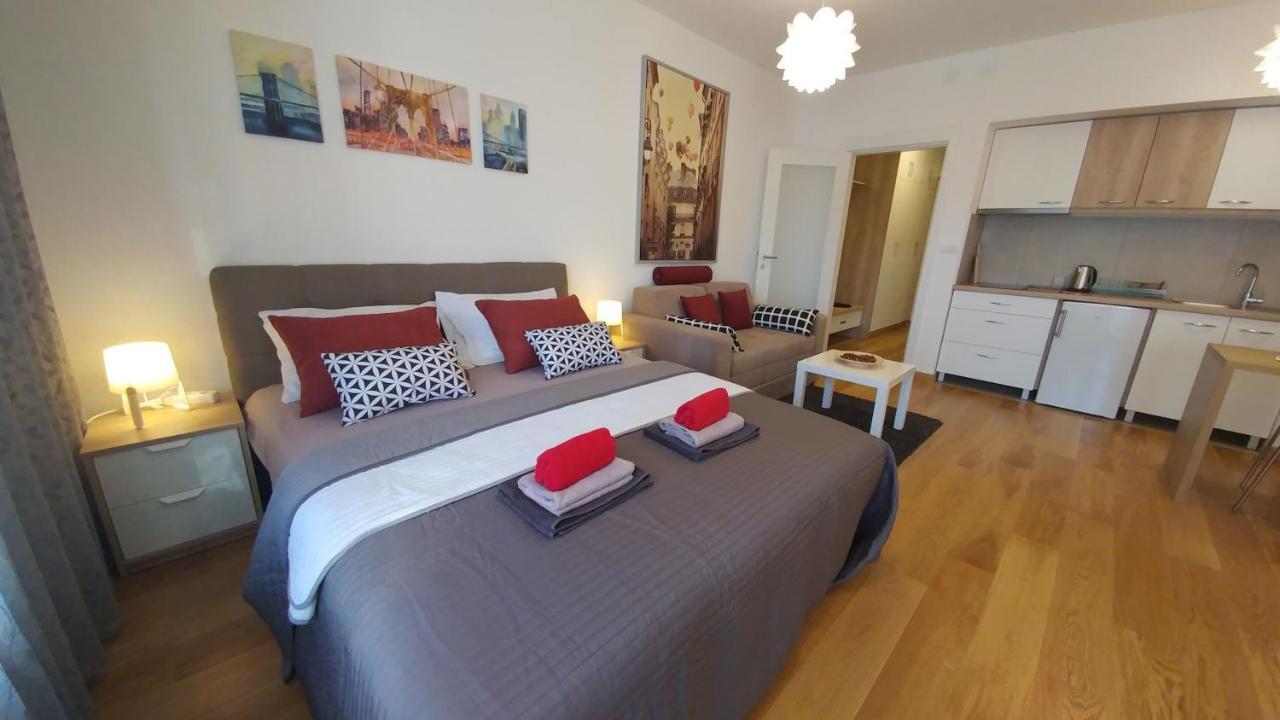 Apartments Delta A Blok - Savada เบลเกรด ภายนอก รูปภาพ